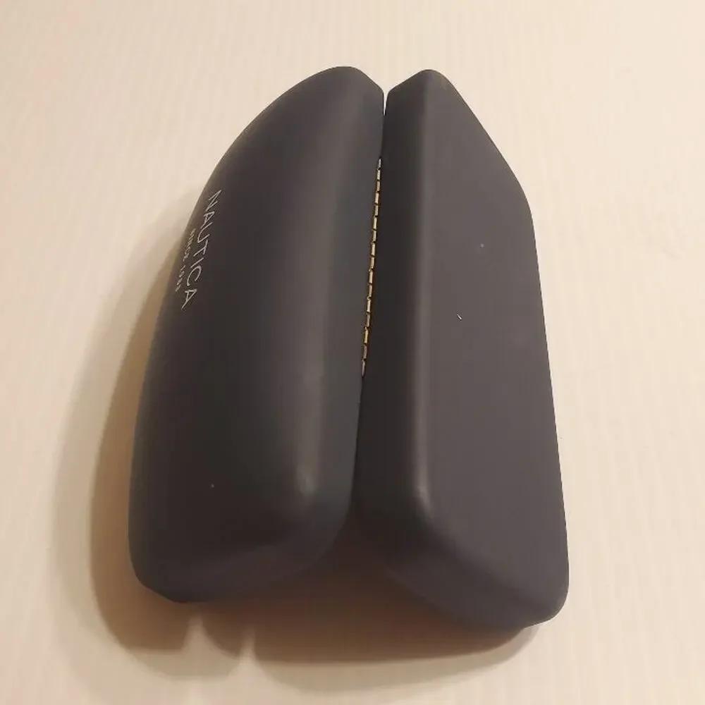 Nautica hard clamshell sunglasses case